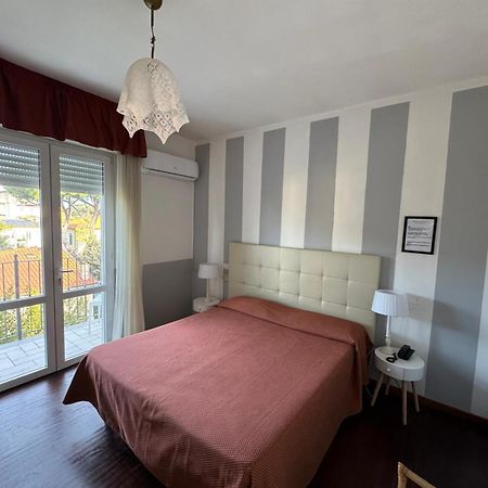 Hotel Le Focette Марина-ди-Пьетрасанта Экстерьер фото